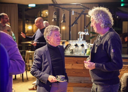 Coen Oldenburg slot loevestein av branchevereniging Tandtechniek